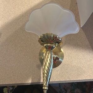 PartyLite frosted sconce x1
